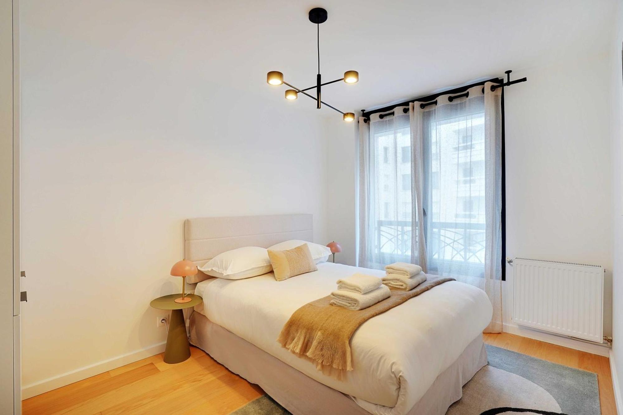 Raffinement Et Confort Dans Cette Residence A ルヴァロワ＝ペレ エクステリア 写真