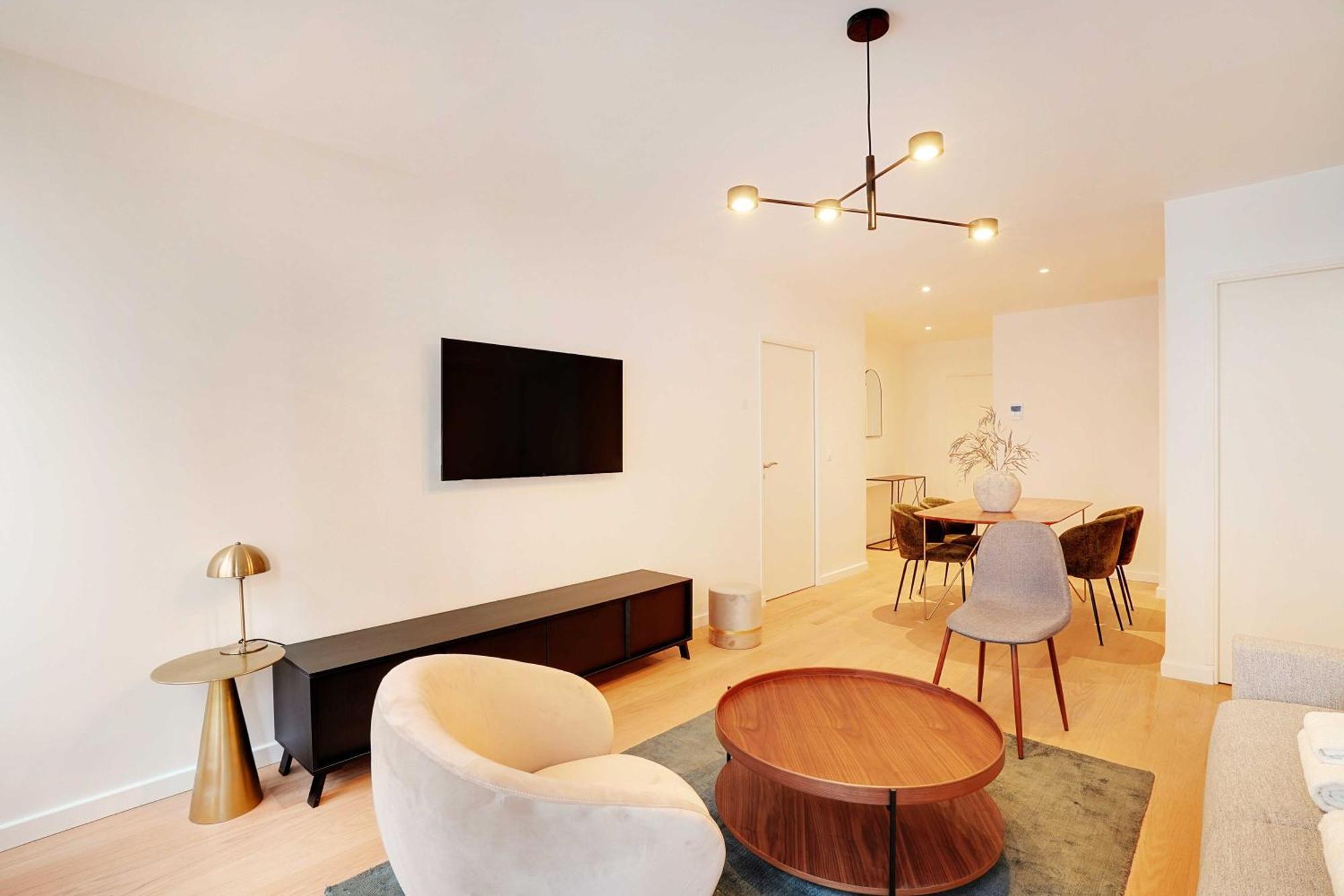 Raffinement Et Confort Dans Cette Residence A ルヴァロワ＝ペレ エクステリア 写真