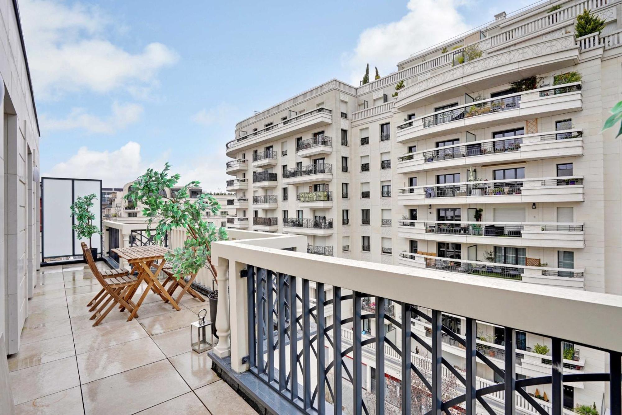 Raffinement Et Confort Dans Cette Residence A ルヴァロワ＝ペレ エクステリア 写真