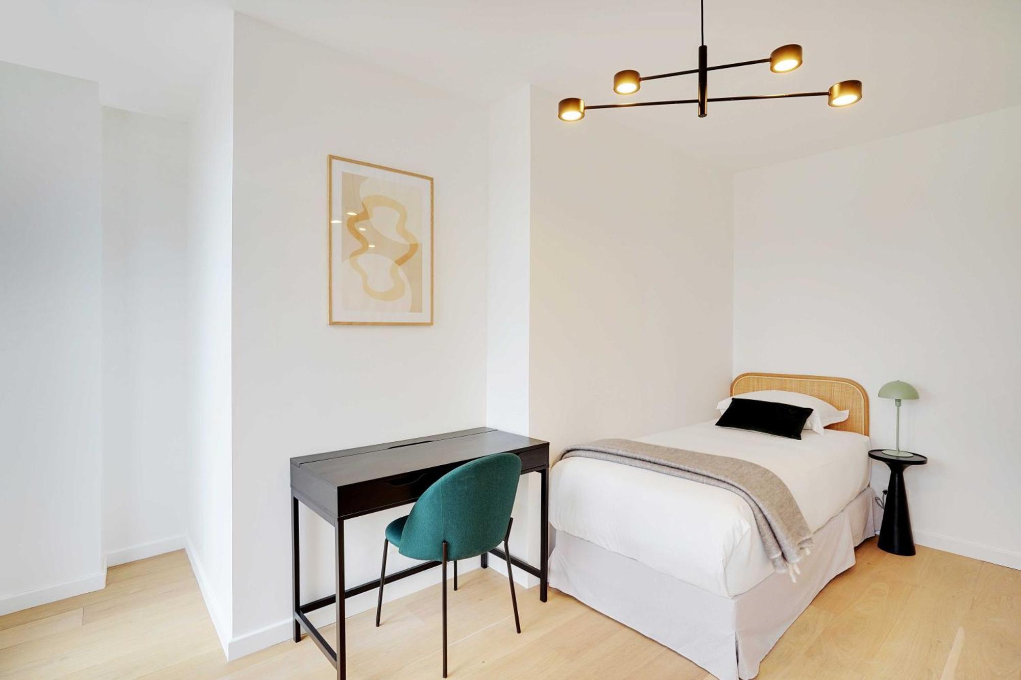 Raffinement Et Confort Dans Cette Residence A ルヴァロワ＝ペレ エクステリア 写真