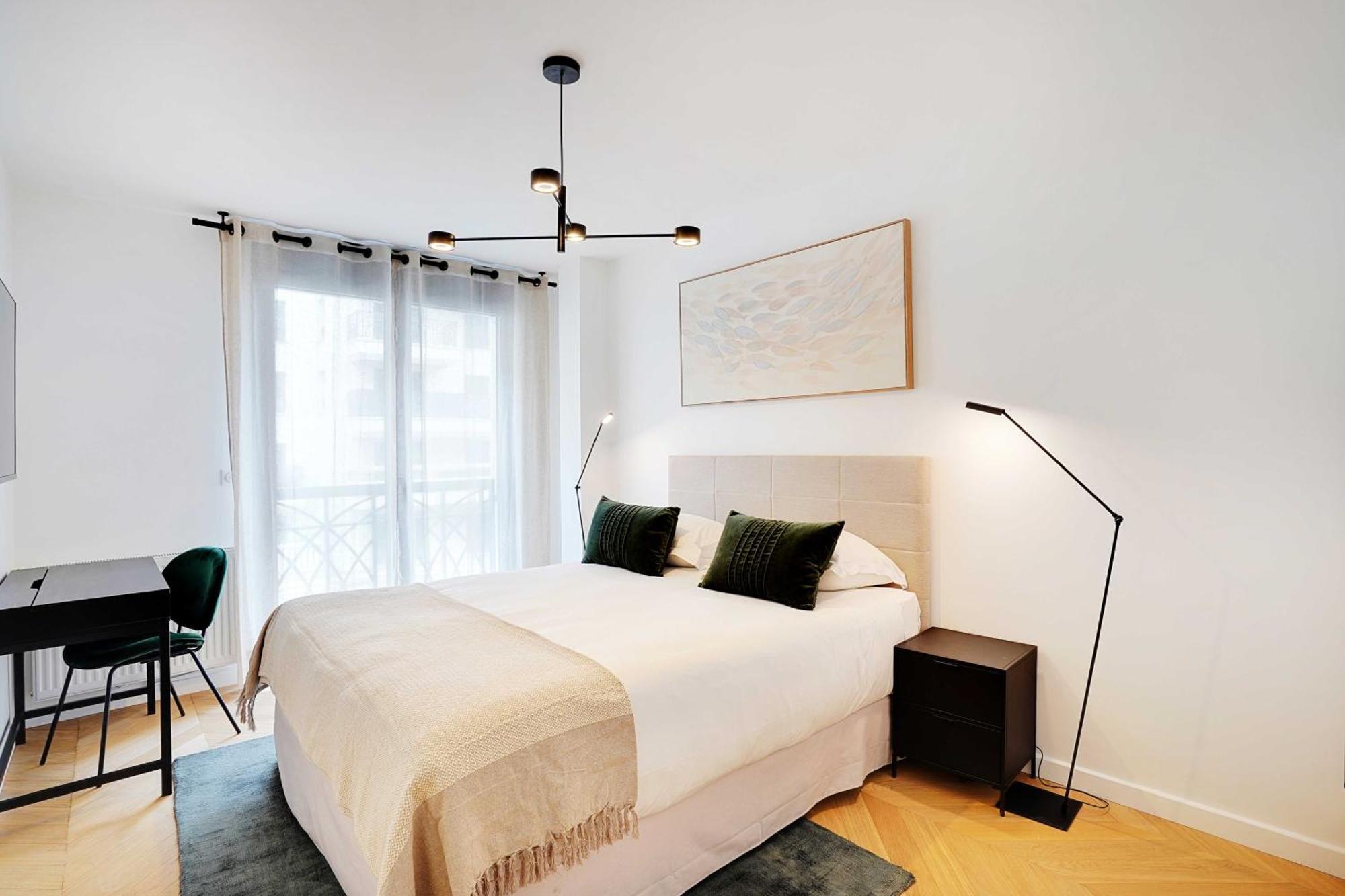 Raffinement Et Confort Dans Cette Residence A ルヴァロワ＝ペレ エクステリア 写真