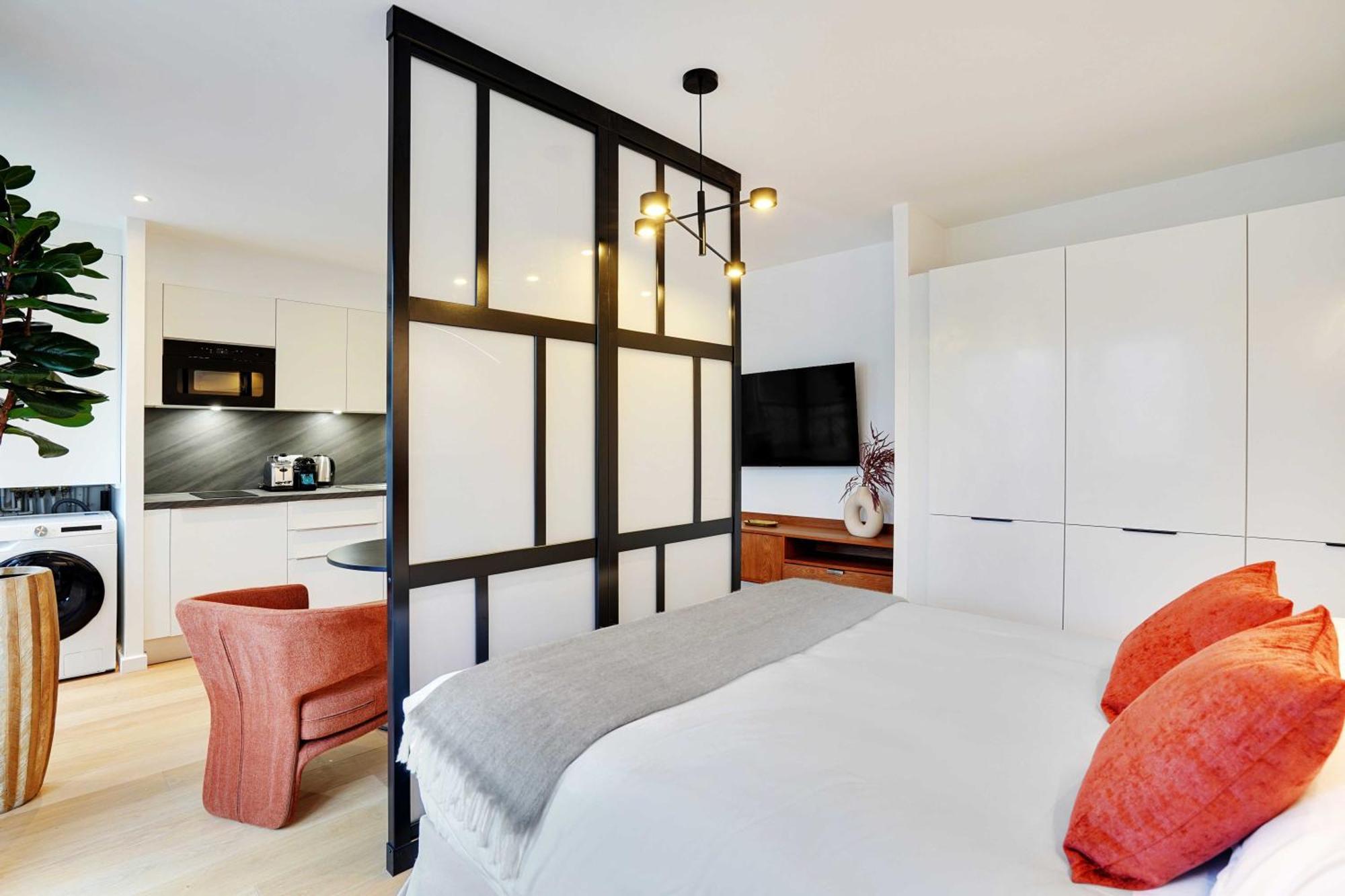 Raffinement Et Confort Dans Cette Residence A ルヴァロワ＝ペレ エクステリア 写真