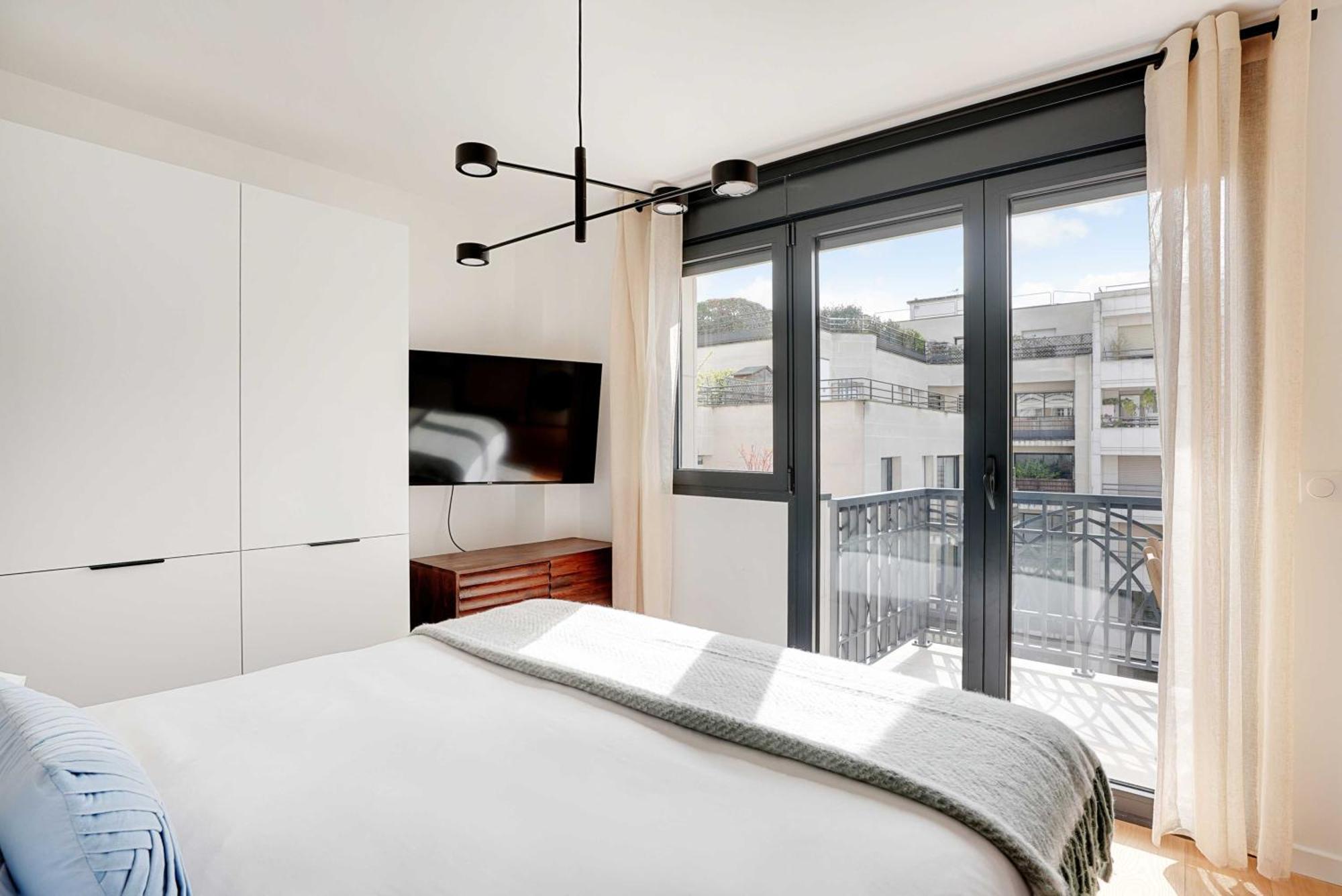 Raffinement Et Confort Dans Cette Residence A ルヴァロワ＝ペレ エクステリア 写真