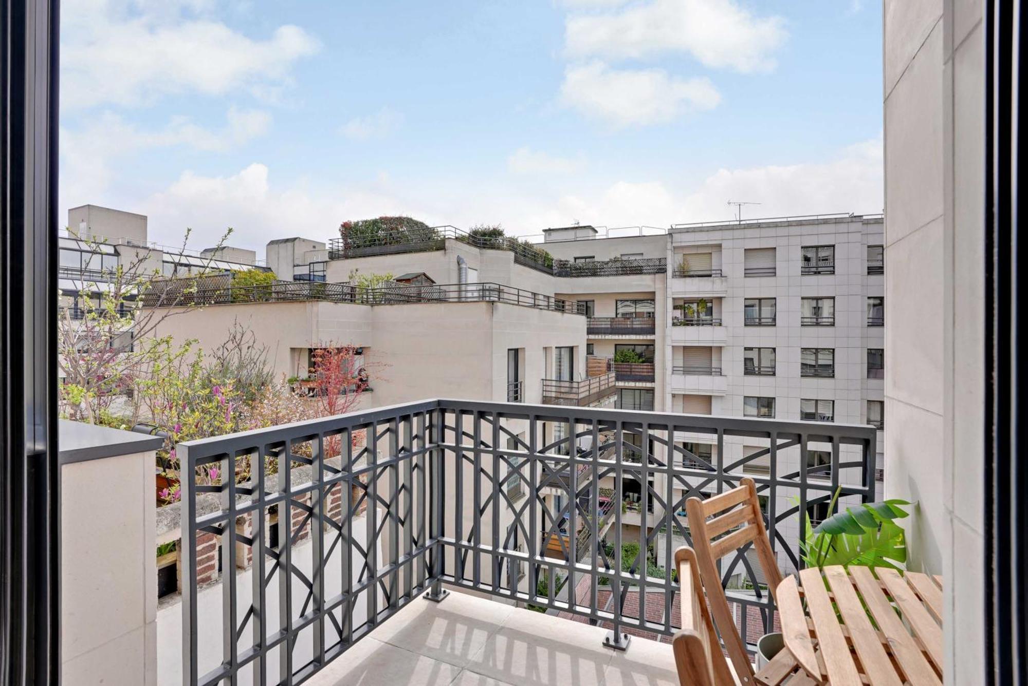Raffinement Et Confort Dans Cette Residence A ルヴァロワ＝ペレ エクステリア 写真