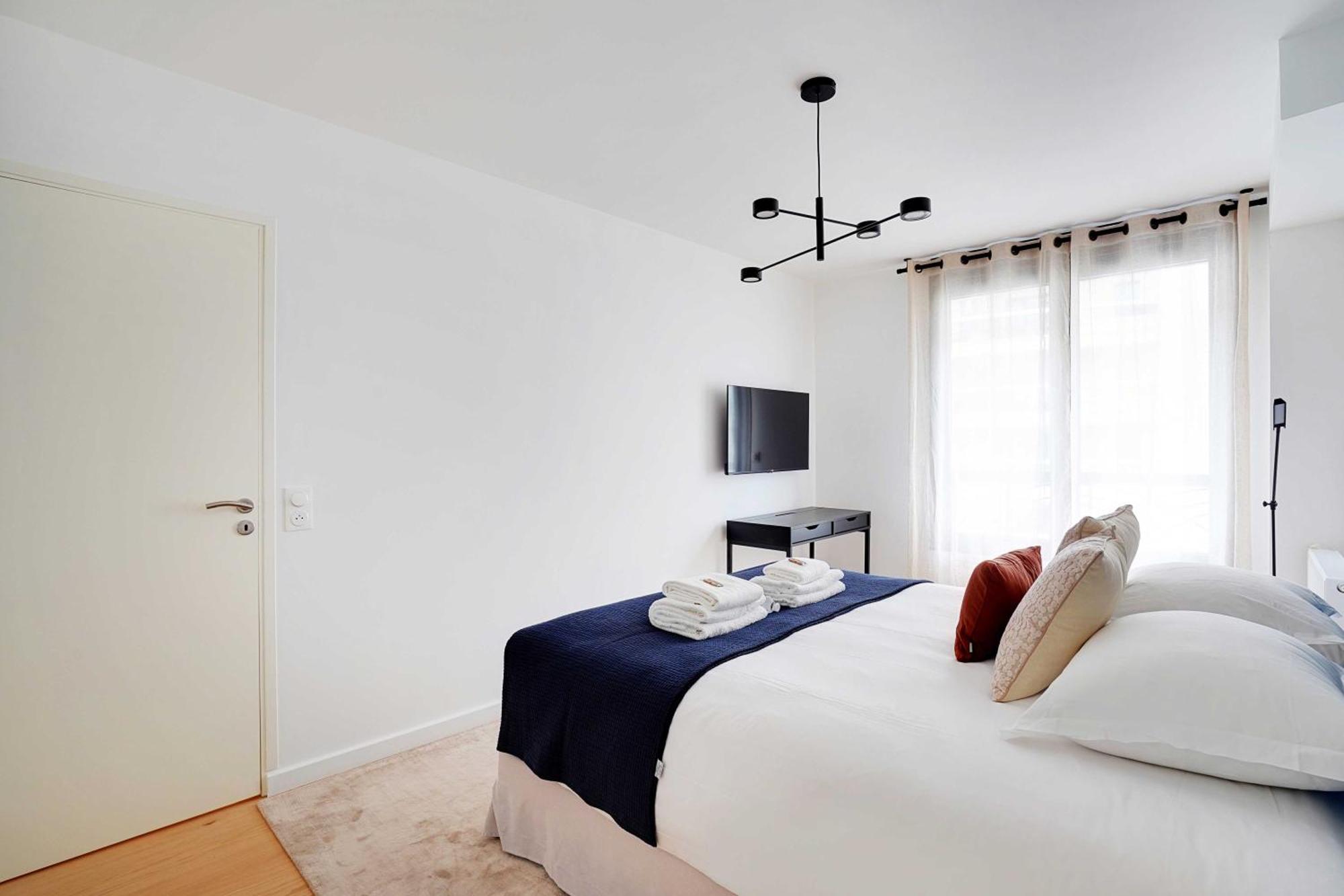 Raffinement Et Confort Dans Cette Residence A ルヴァロワ＝ペレ エクステリア 写真
